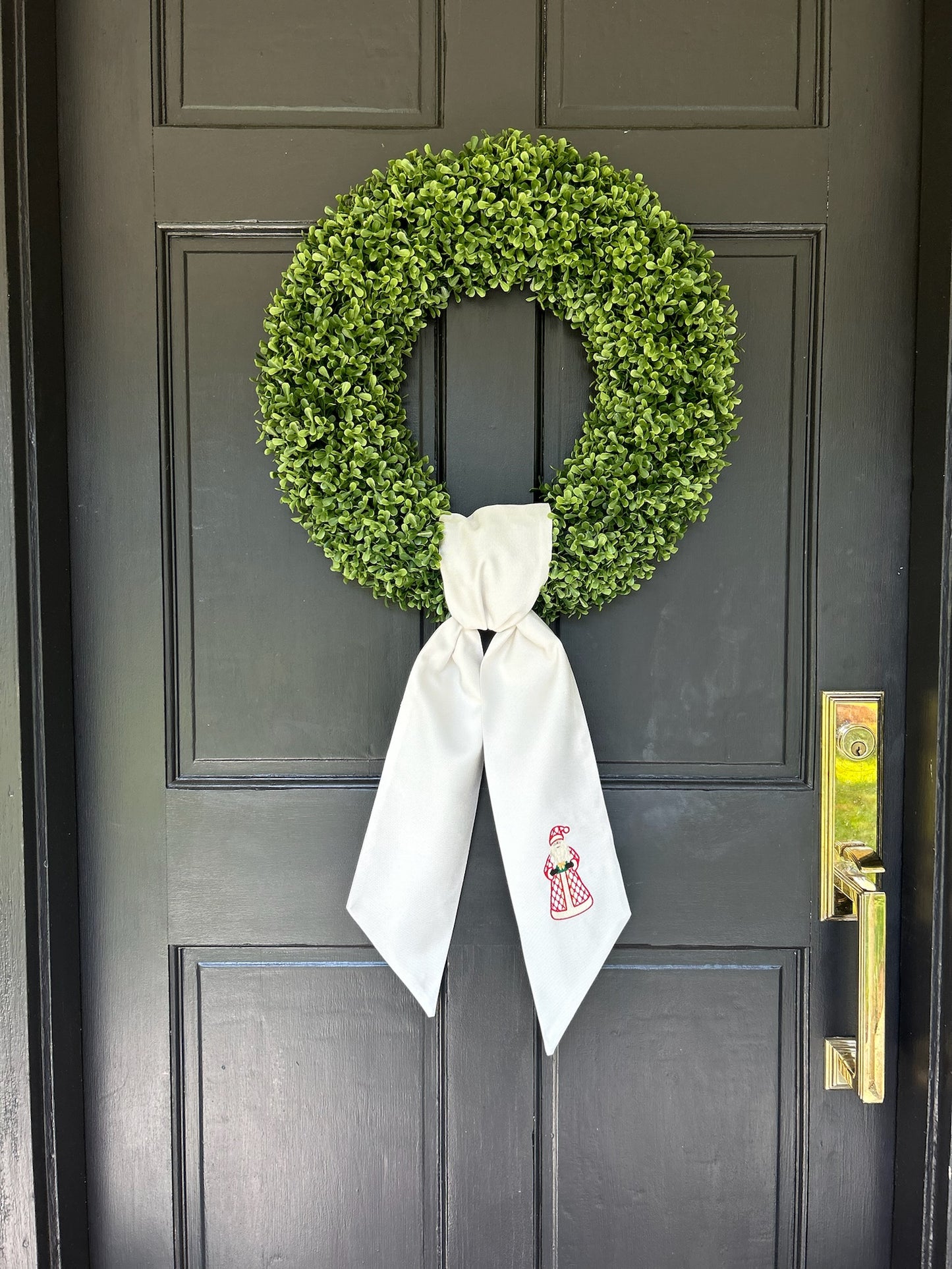 Santa Wreath Sash