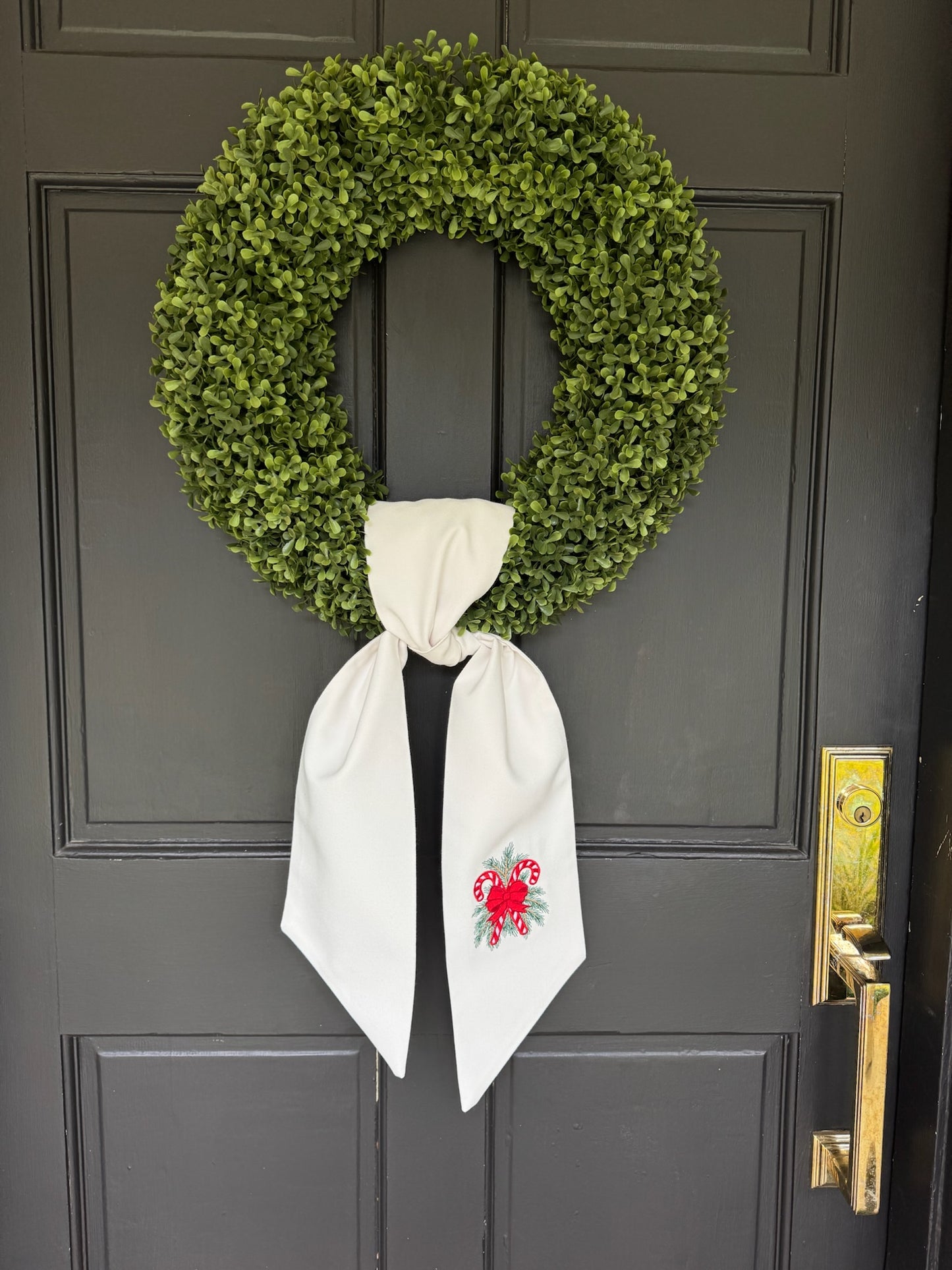 Candy Cane Wreath Sash